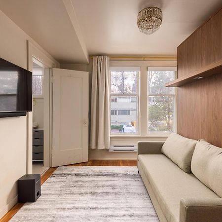 Hunter House Bed And Breakfast Ванкувер Экстерьер фото